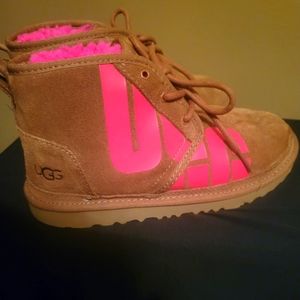 Brand New Girls Uggs